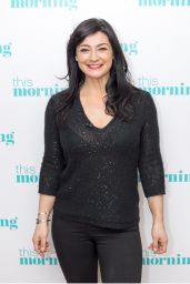 Natalie J. Robb - This Morning TV Show in London 12/15/2017
