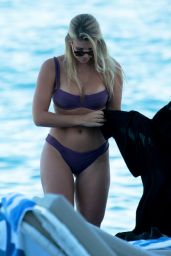 Natasha Oakley in Bikini - Beach in Miami 12/11/2017