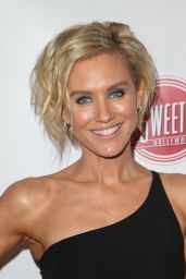 Nicky Whelan – TJ Scott Book Launch For “In The Tub Volume 2” in Hollywood
