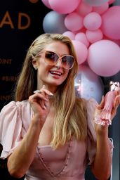 Paris Hilton - Her New Perfume Promotion in Sydney 11/30/2017