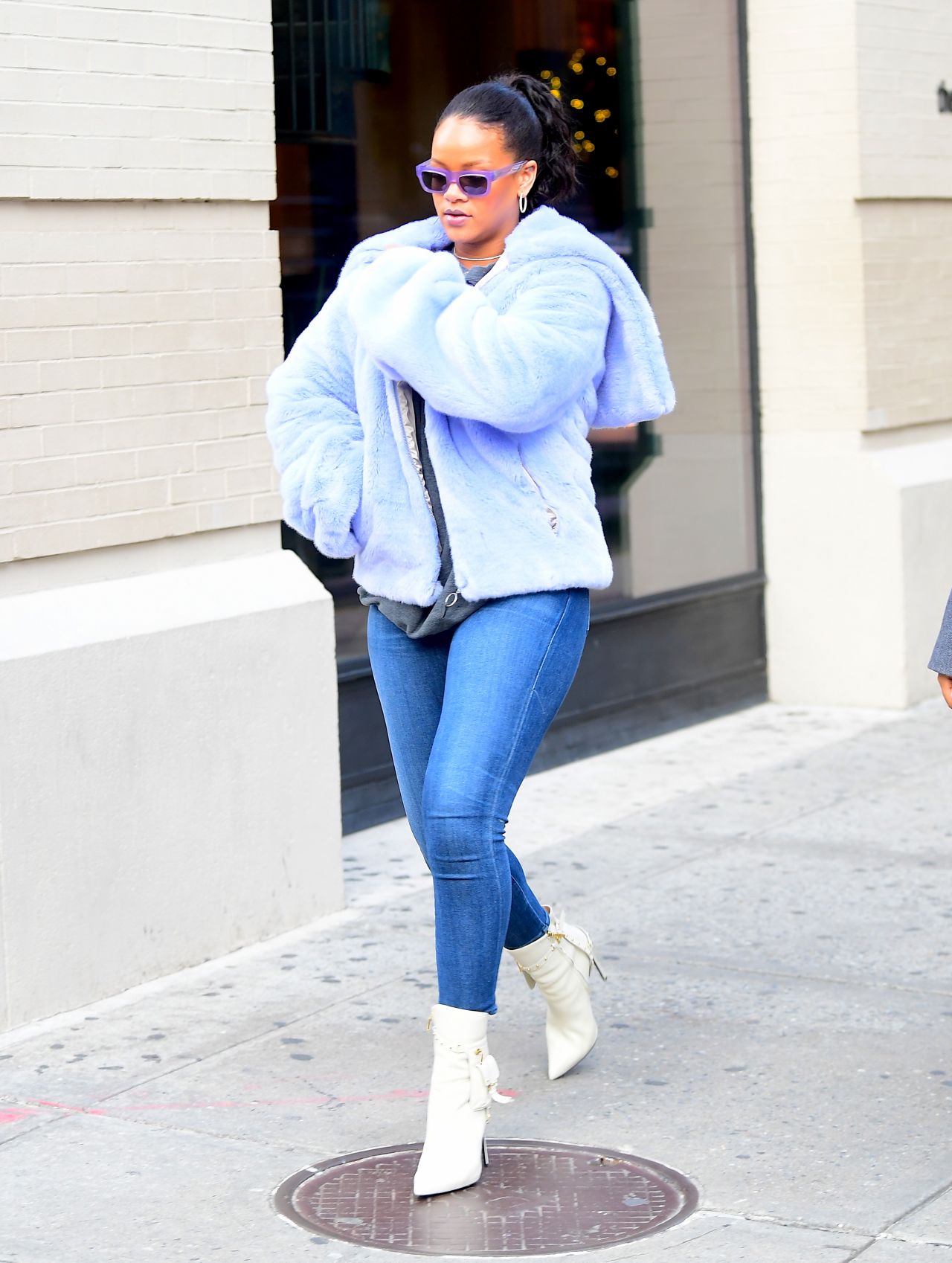 Rihanna - Leaving The Blond Hotel in NYC 12/09/2017 • CelebMafia
