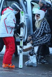 Rita Ora Winter Style - Aspen 12/28/2017