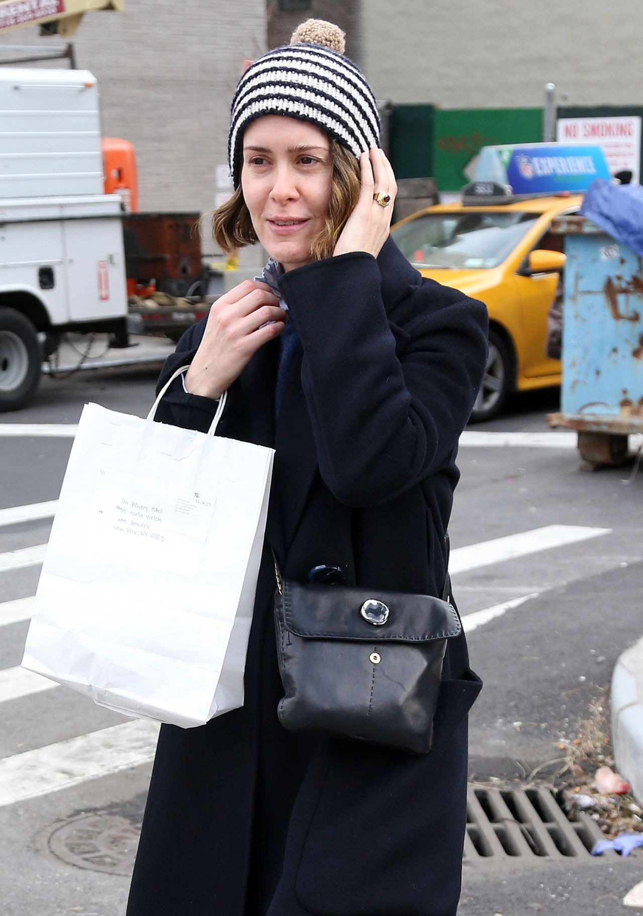 Sarah Paulson Fall Style - New York 12/06/2017 • CelebMafia