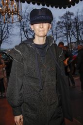 Tilda Swinton – Chanel Fashion Show in Hamburg