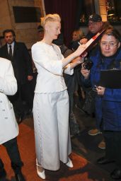 Tilda Swinton – Chanel Fashion Show in Hamburg