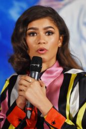 Zendaya - The Greatest Showman Press Conference in Mexico City