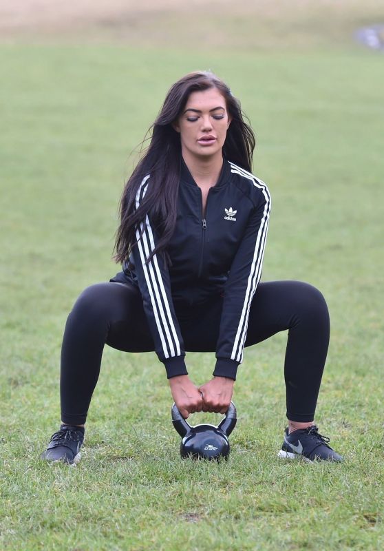 Abbie Holborn Works On Her Squats - Park Workout in Middlesbrough