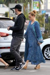 Amy Adams Leaves a Veterinarian Office in West Hollywood