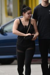 Ariel Winter Street Style - Out in Los Angeles 01/30/2018