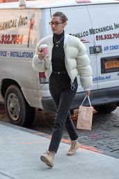 Bella Hadid in Casual Outfit in New York City 01/25/2018