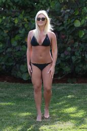 Brooke Hogan in a Black Bikini - Photshoot in Miami