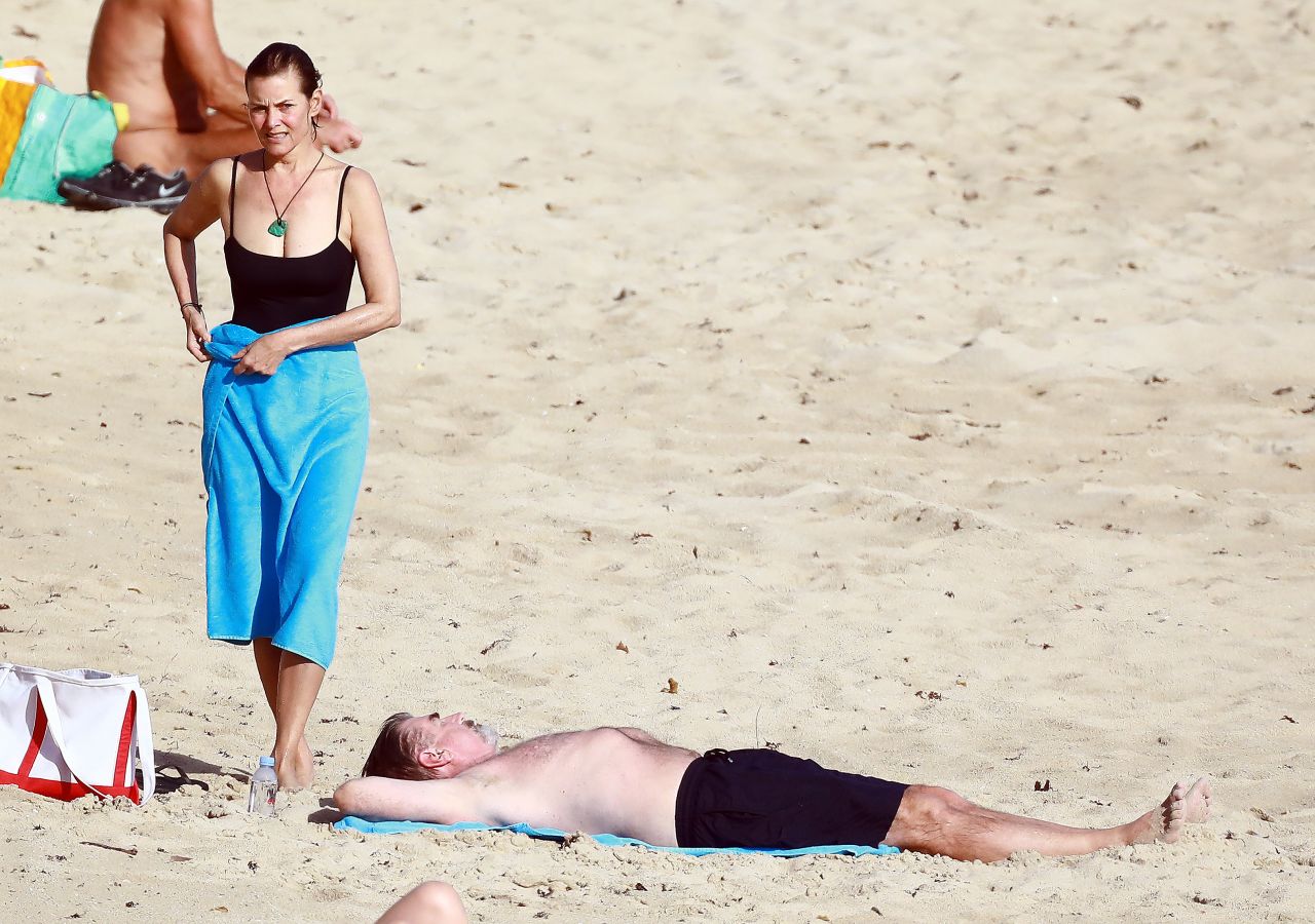 Carey Lowell in St Barts Beach With Her Boyfriend Tom Preston • CelebMafia