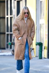 Chloe Sevigny Casual Style - Out in New York City 01/10/2018