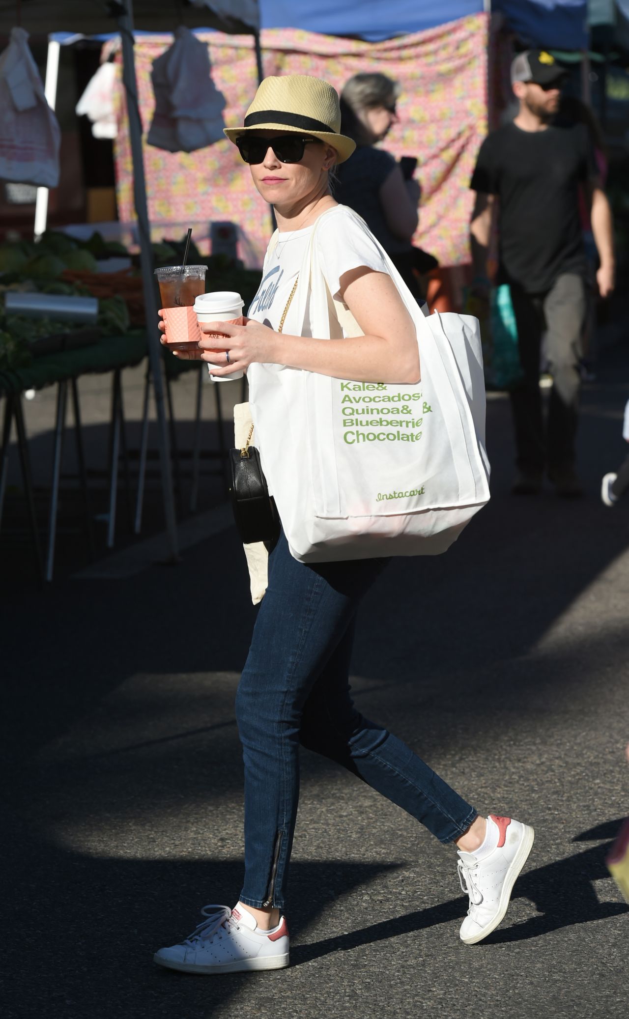 Celebrity Street Style: Elizabeth Banks wearing HFS Collective Belt Bag