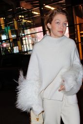 Gigi Hadid - Heading Out to Dinner in New York City