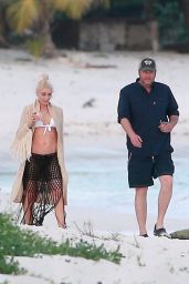 Gwen Stefani With Luke Bryan in Playa del Carmen