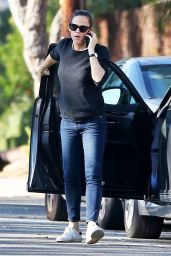 Jennifer Garner in Jeans - Out in Brentwood 01/11/2018
