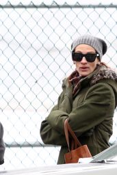 Julia Roberts and Lucas Hedges Filming "Ben Is Back" in Yonkers, NY