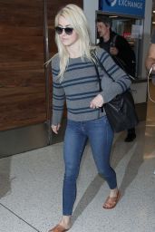 Julianne Hough at LAX Airport in Los Angeles 01/21/2018