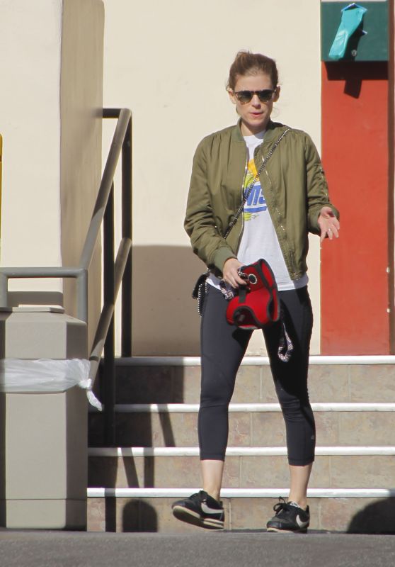Kate Mara - Takes Her Dog to the Hospital in Los Angeles 01/25/2018