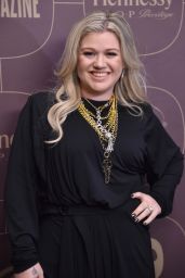 Kelly Clarkson – Warner Music Pre-Grammy 2018 Party in New York