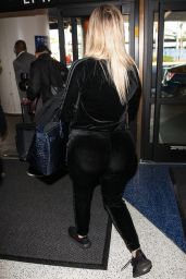 Khloe Kardashian at LAX Airport in Los Angeles 01/28/2018