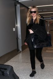 Khloe Kardashian at LAX Airport in Los Angeles 01/28/2018