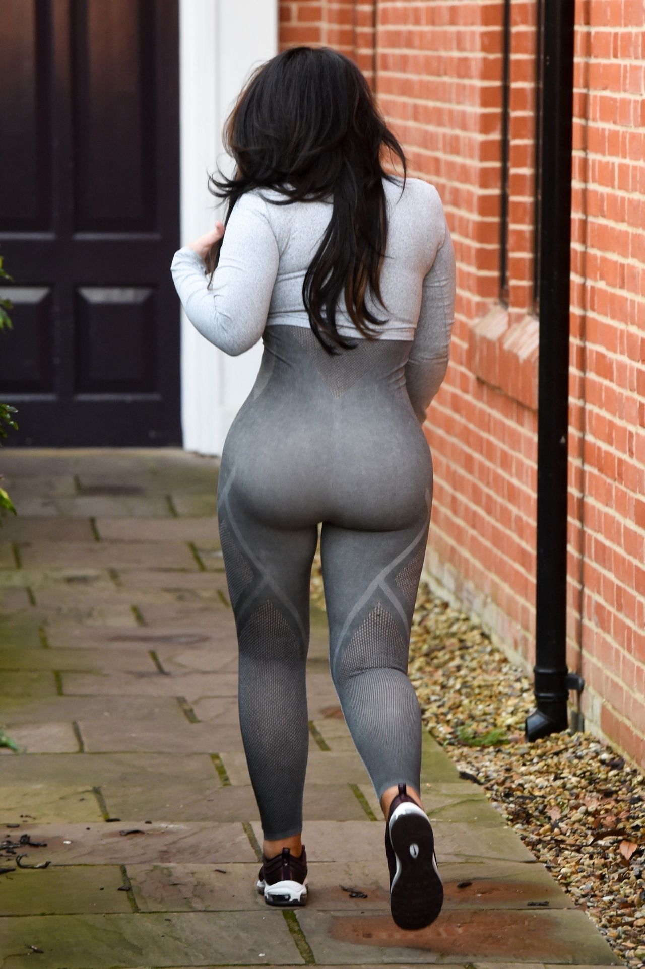 Lauren Goodger in Tight Workout Clothes in Essex, January 2018 • CelebMafia