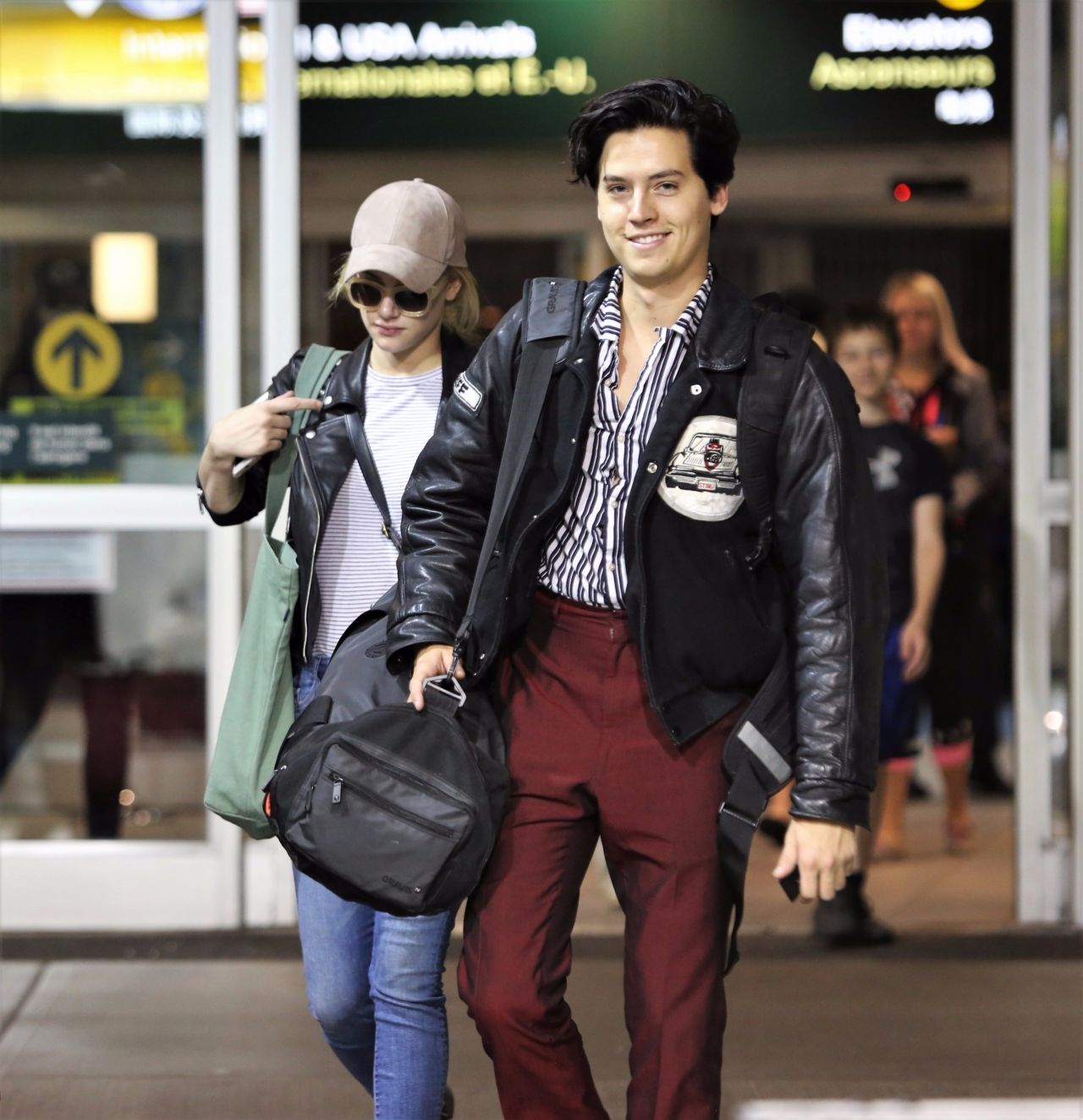 lili-reinhart-and-cole-sprouse-arriving-back-in-vancouver-01-10-2018-4.jpg