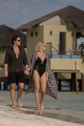 Malin Akermanin Swimsuit - With Finance on Mexico Beach