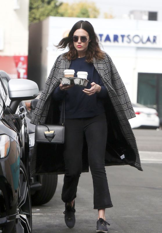 Mandy Moore in Casual Outfit - Los Angeles 01/19/2018