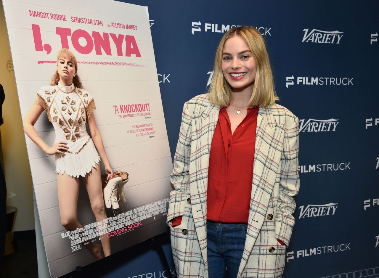 Margot Robbie - "I, Tonya" Screening in Los Angeles • CelebMafia