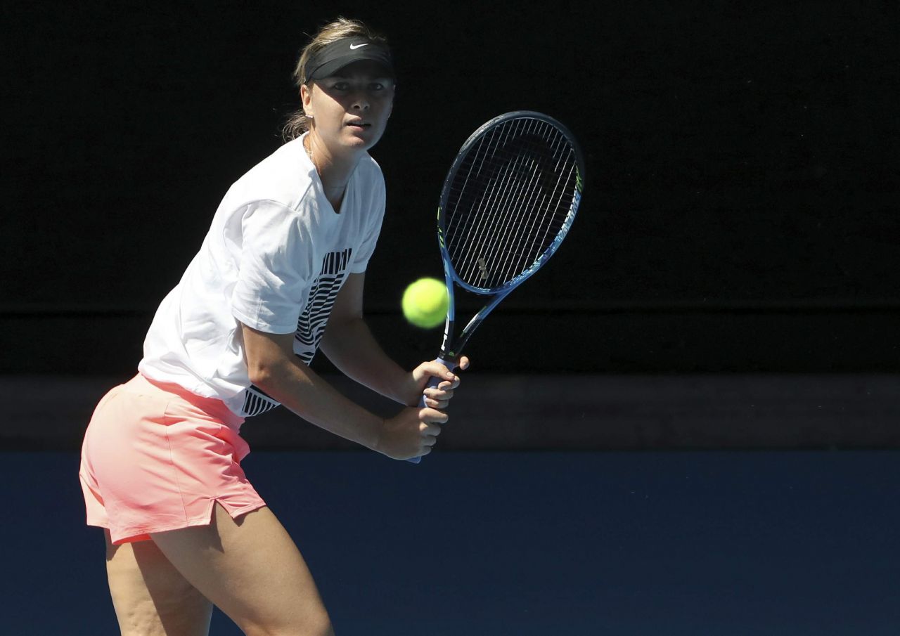 Maria Sharapova – Practice at the 2018 Australian Open in Melbourne