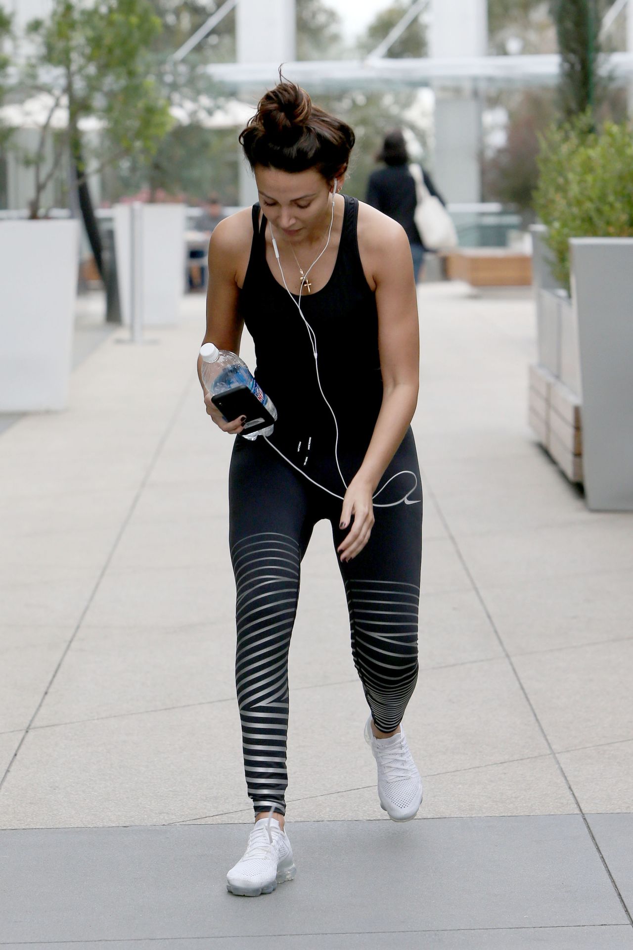 Michelle Keegan sports £1200 backpack to hit the gym in LA