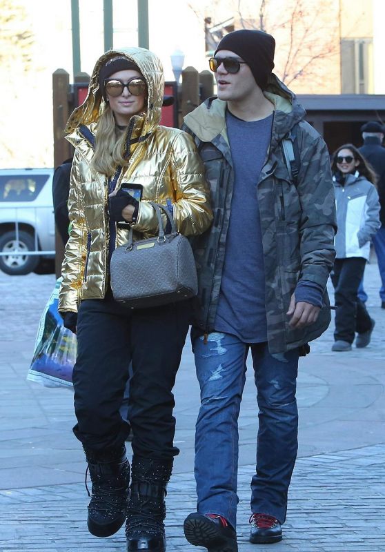 Paris Hilton and Chris Zylka Stroll in Aspen