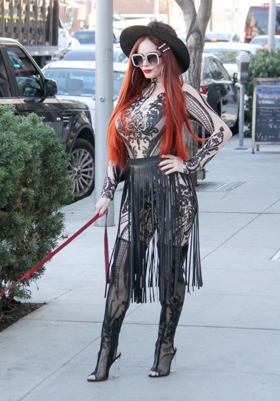 Phoebe Price in Beverly Hills 01/11/2018