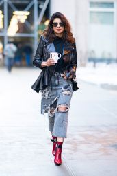 Priyanka Chopra Urban Street Style - Out in Tribecca 01/09/2018