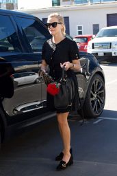 Reese Witherspoon - Head to Her Office in Brentwood 01/22/2018