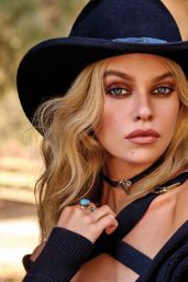 Stella Maxwell - Photoshoot for Vogue Thailand January 2018