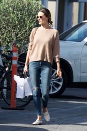 Alessandra Ambrosio Street Style - Out in LA 02/01/2018