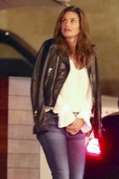 Cindy Crawford Leaving a Restaurant in Los Angeles 01/31/2018