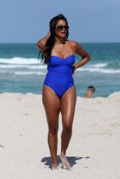 Claudia Jordan in a Blue Swimsuit on the Beach in Miami