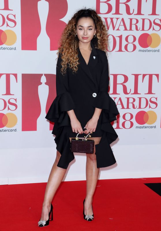 Ella Eyre – 2018 Brit Awards in London