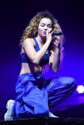 Ella Eyre Performs Live at The First Direct Arena in Leeds