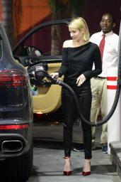 Emma Roberts - Pumps Gas in LA 01/31/2018