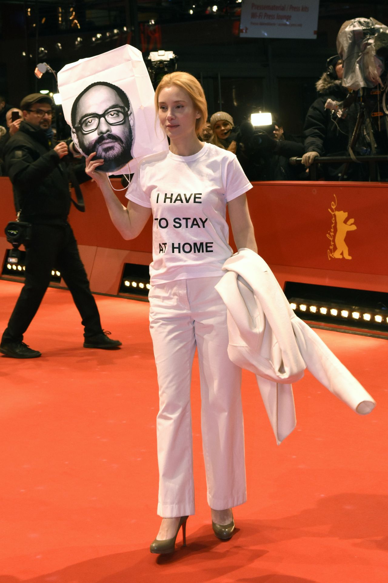 Franziska Petri – Berlinale 2018 Closing Ceremony • CelebMafia