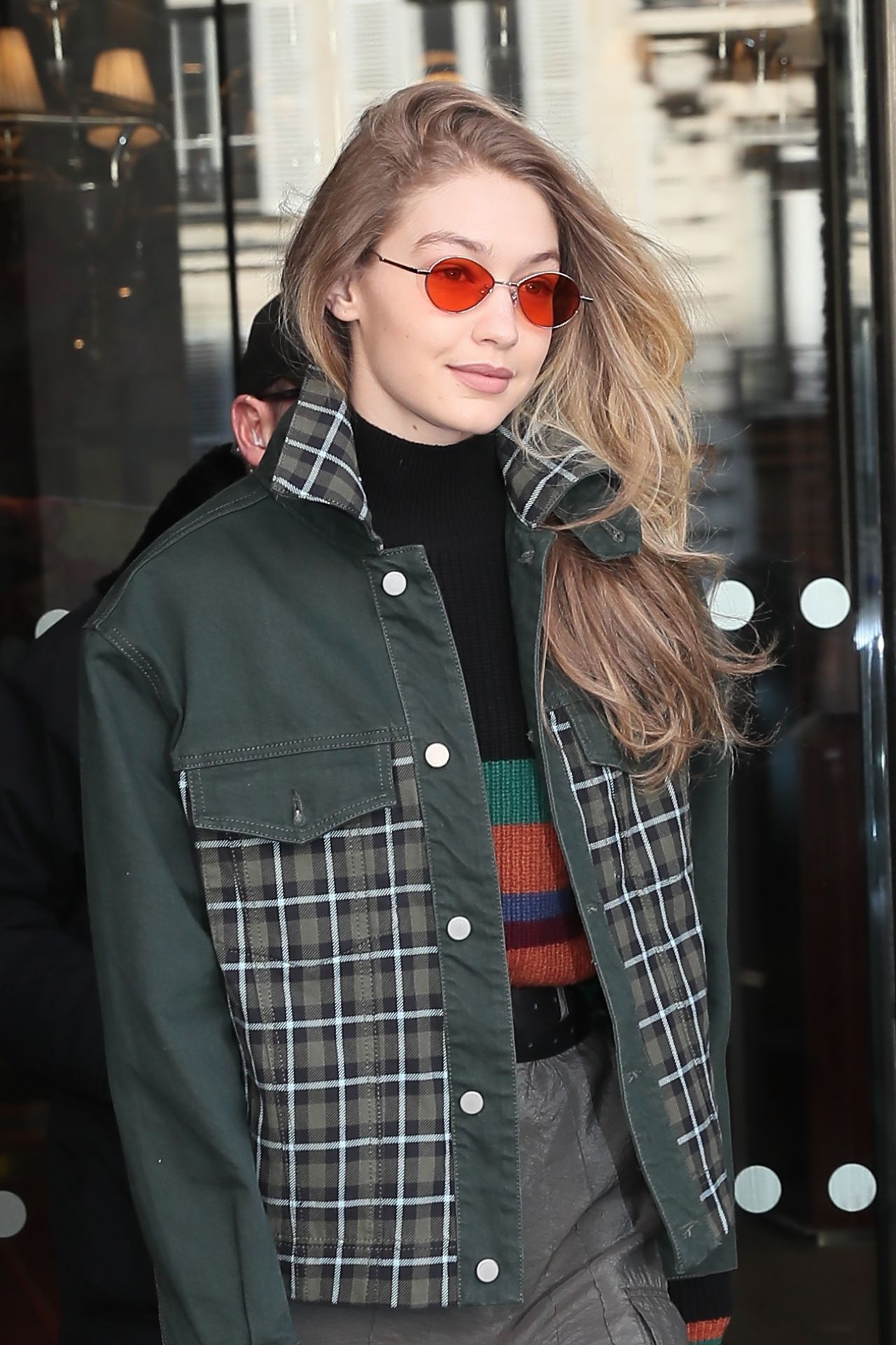 Gigi Hadid Fashion Style - Paris Fashion Week 02/28/2018 • CelebMafia