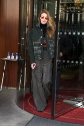 Gigi Hadid Fashion Style - Paris Fashion Week 02/28/2018