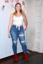 Iskra Lawrence - Spark x Iskra in Store Event in New York