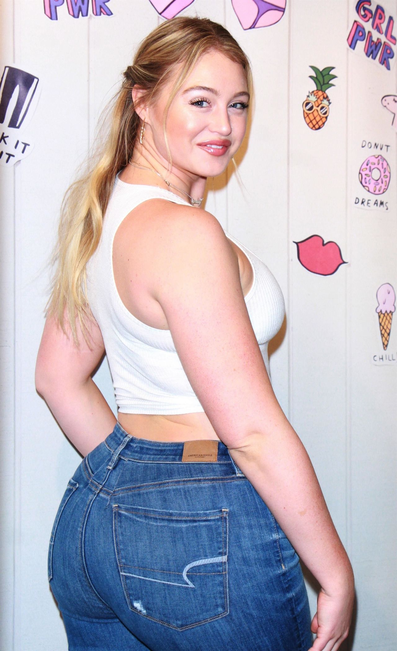 Iskra Lawrence Spark X Iskra In Store Event In New York
